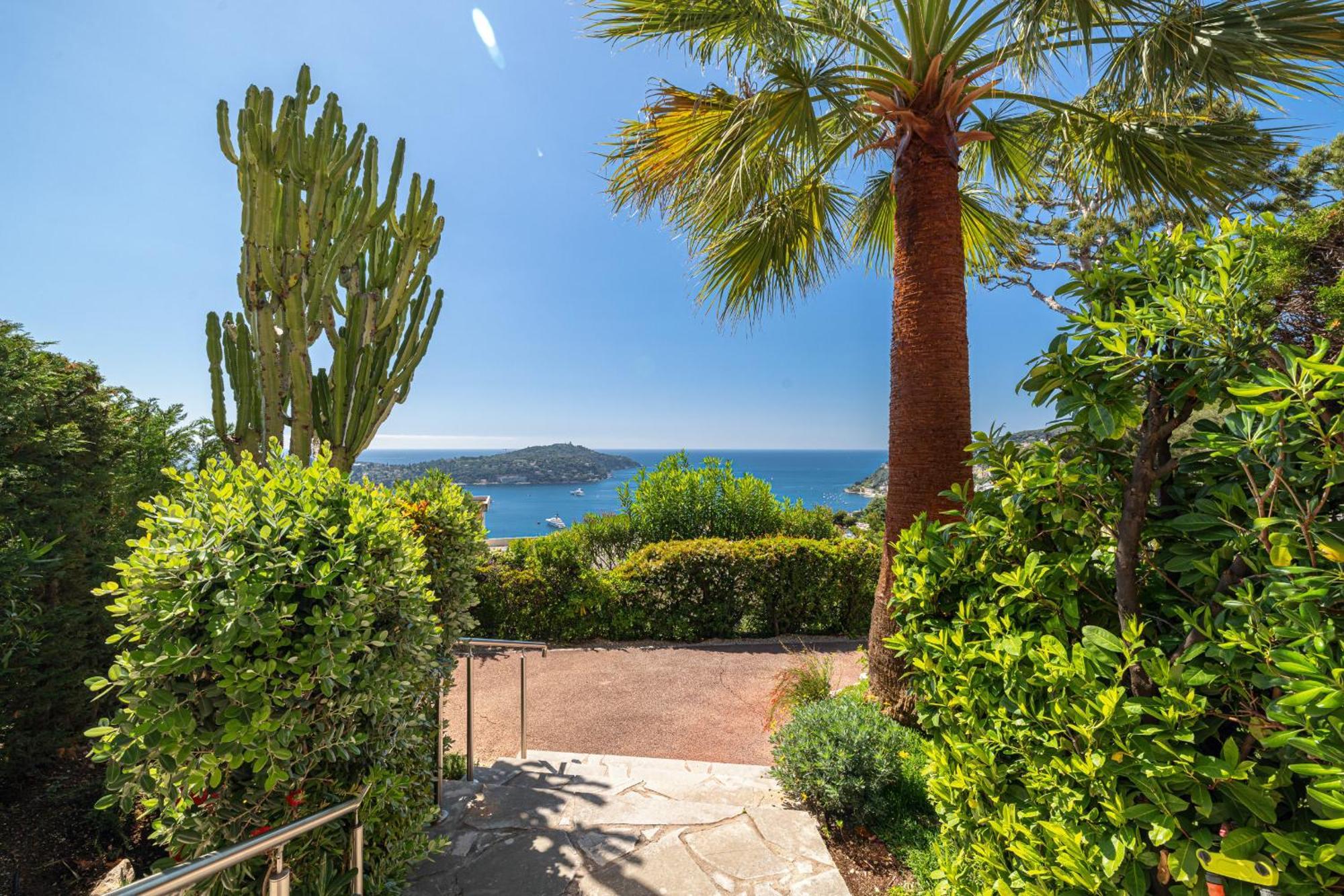 Extraordinary Sea View - 1 Bdr With Ac Apartment Villefranche-sur-Mer Luaran gambar