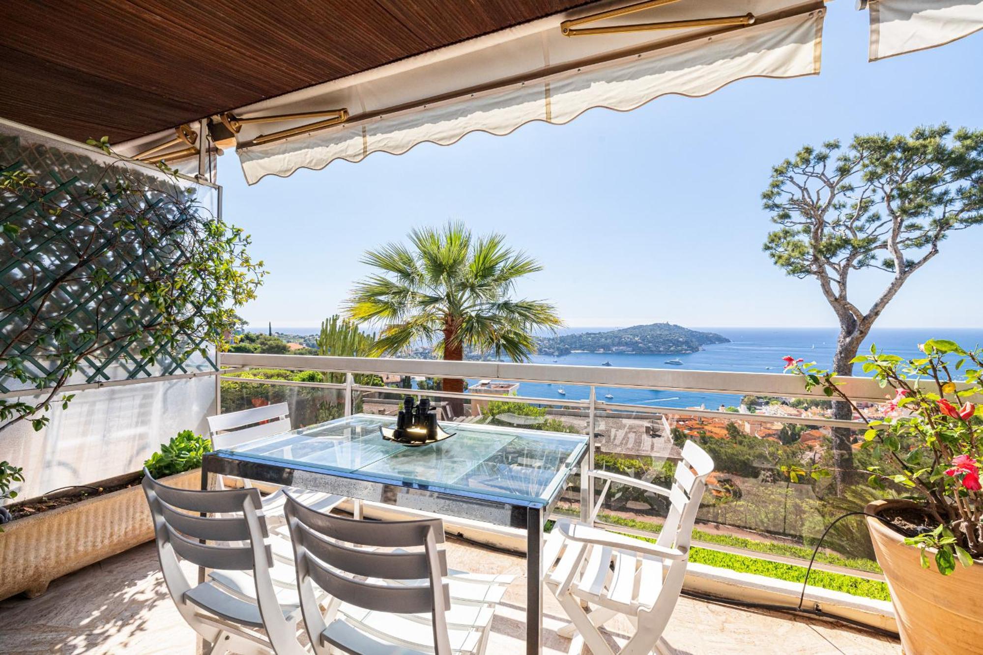 Extraordinary Sea View - 1 Bdr With Ac Apartment Villefranche-sur-Mer Luaran gambar